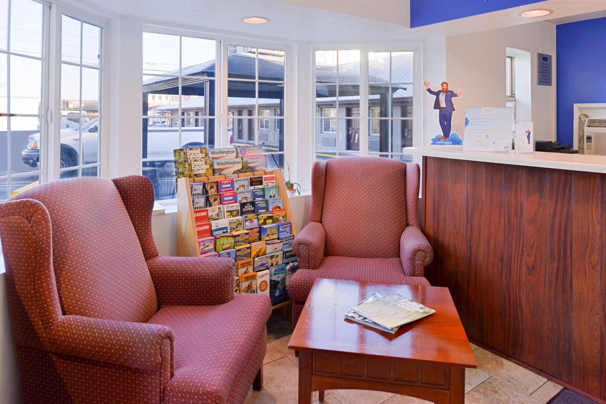 Travelodge By Wyndham Eugene Downtown/University Of Oregon Экстерьер фото